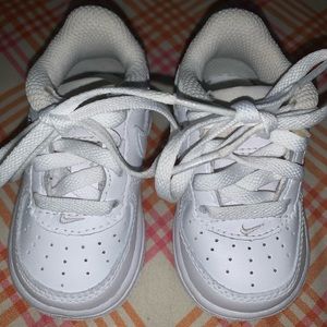 Preowned infant Nike Air Force sneaker